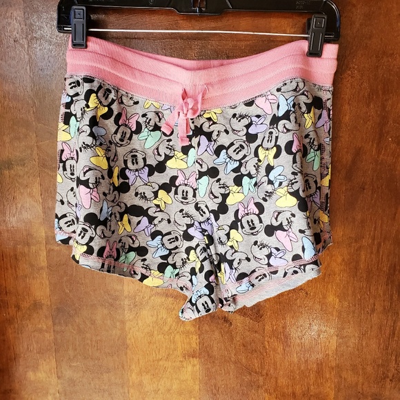 New Disney minnie mouse shorts - Picture 1 of 1